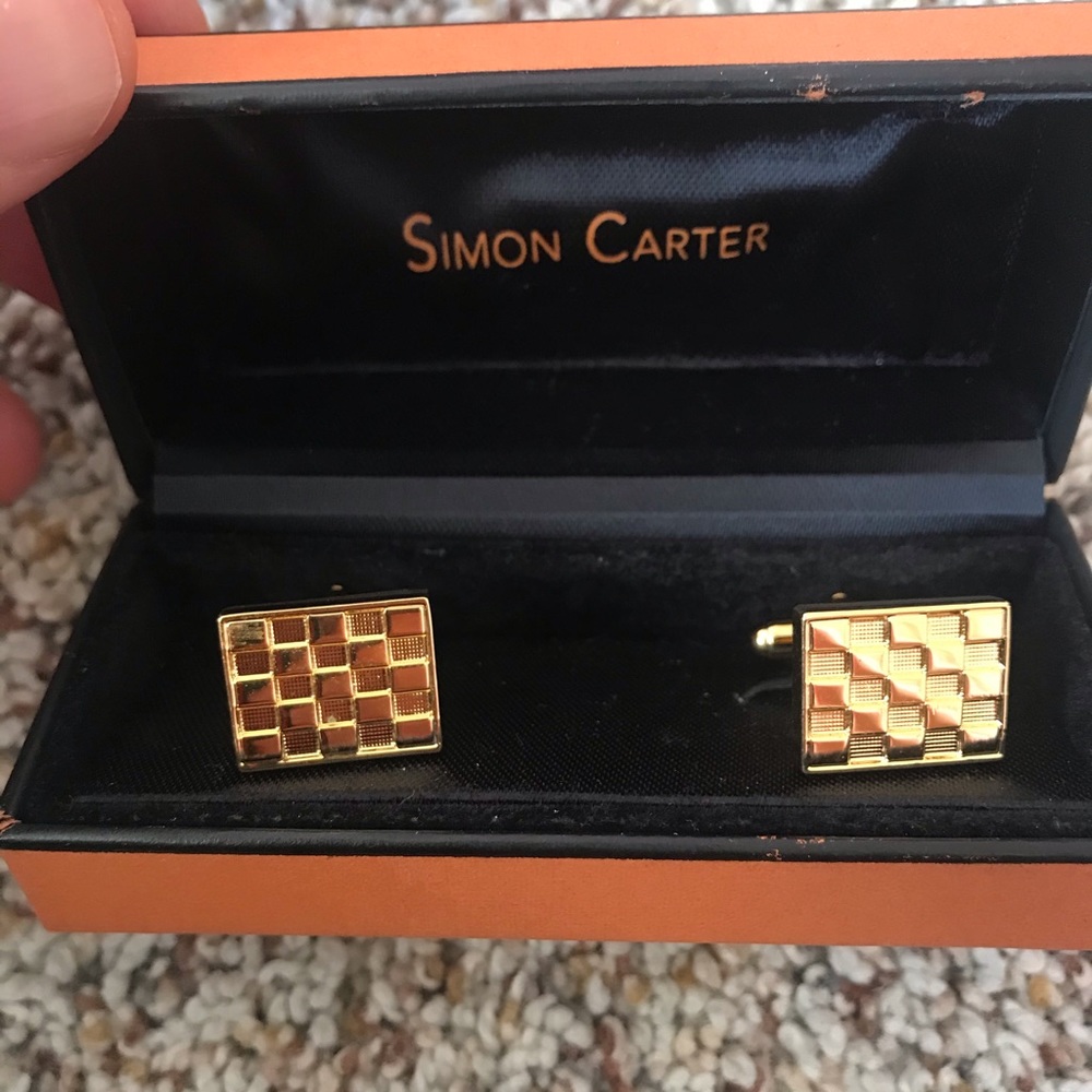 Cuff links
